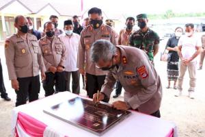 Bantu Bangun 9 Unit Aspol, Kapolda NTT Apresiasi Bupati Kupang