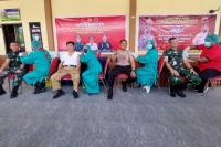  Ratusan Anggota TNI Serbu Gerai Vaksin Presisi Polres Kupang