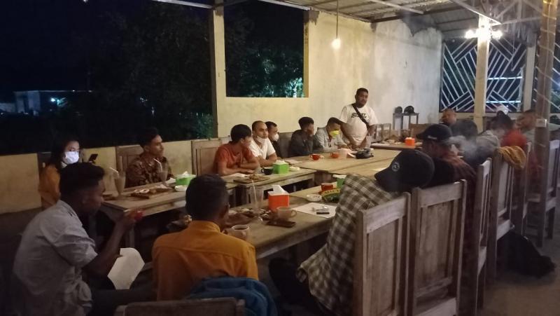 Simpatisan Jeriko-Mahasiswa Diskusi Praktek Buruk Demokrasi di Partai Demokrat