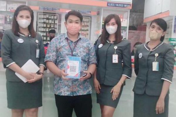 Bayar Pakai QRIS, Nasabah Bank NTT Dapat Layanan Prioritas dari Kimia Farma