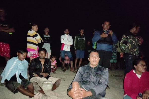 Perahu Dihantam Gelombang di Sumba Timur, Satu Hilang dan Dua Nelayan Selamat