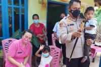 Cerianya Balita Stunting Bercengkrama dengan Kapolres dan Ketua Ketua Bhayangkari Kupang