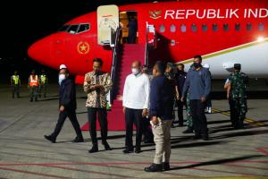 Presiden Jokowi Tiba di Kupang, Tinjau Program Percepatan Penurunan Stunting