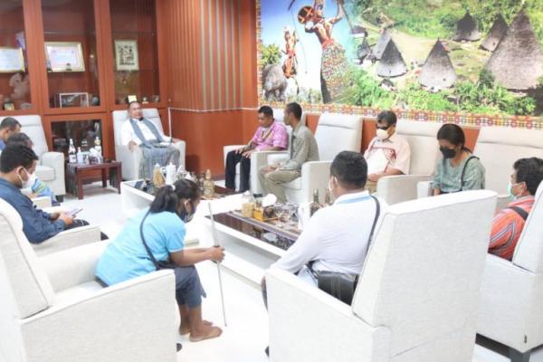 Keterbatasan Bukan Penghalang untuk Terus Berkarya