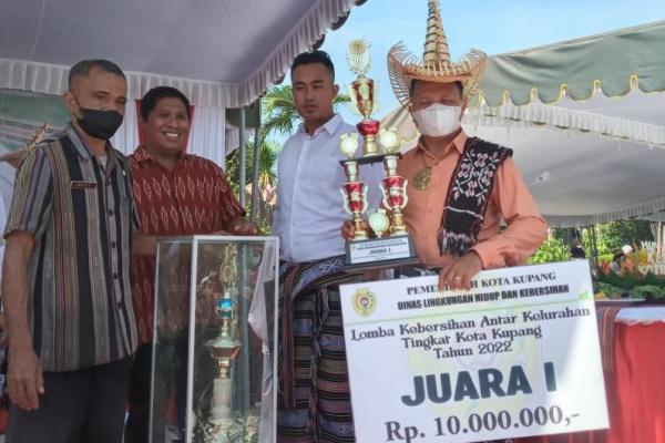 Kelurahan Batuplat Juara Lomba Kebersihan Antar Kelurahan se-Kota Kupang
