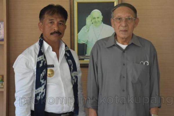  Penjabat Wali Kota Kupang Janji Selesaikan Masalah Kebersihan dalam Waktu Dua Bulan