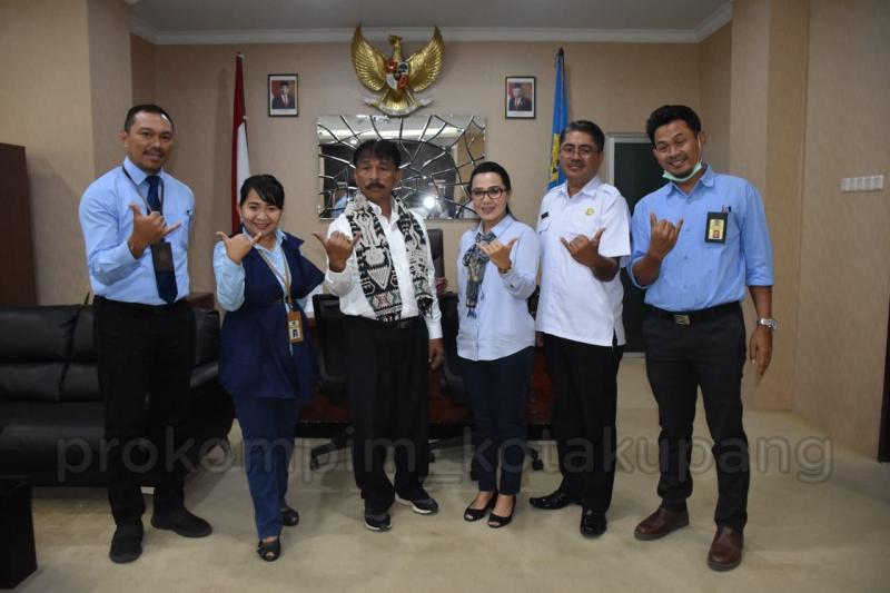 Kepala KPP Pratama-Penjabat Wali Kota Kupang Bahas Sinkronisasi Data Instrumen Pajak 