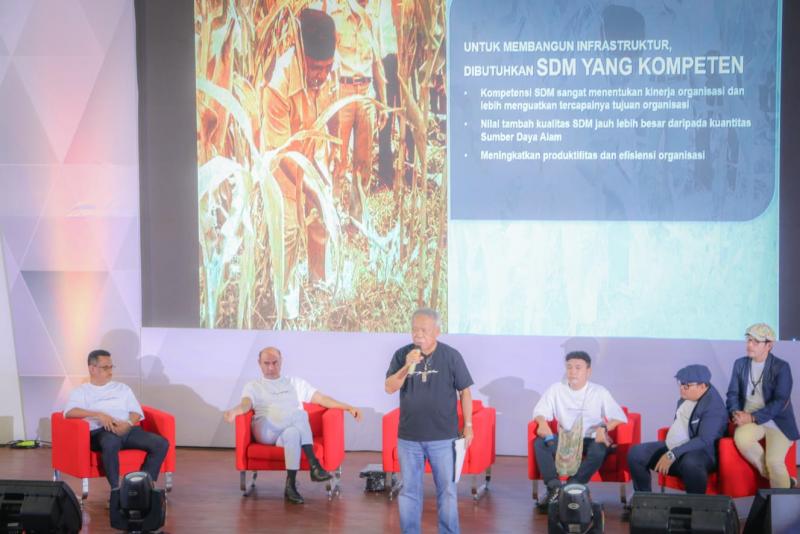 PUPR Goes To Campus, Menteri Basuki dan Gubernur NTT Memotivasi Mahasiswa Undana 