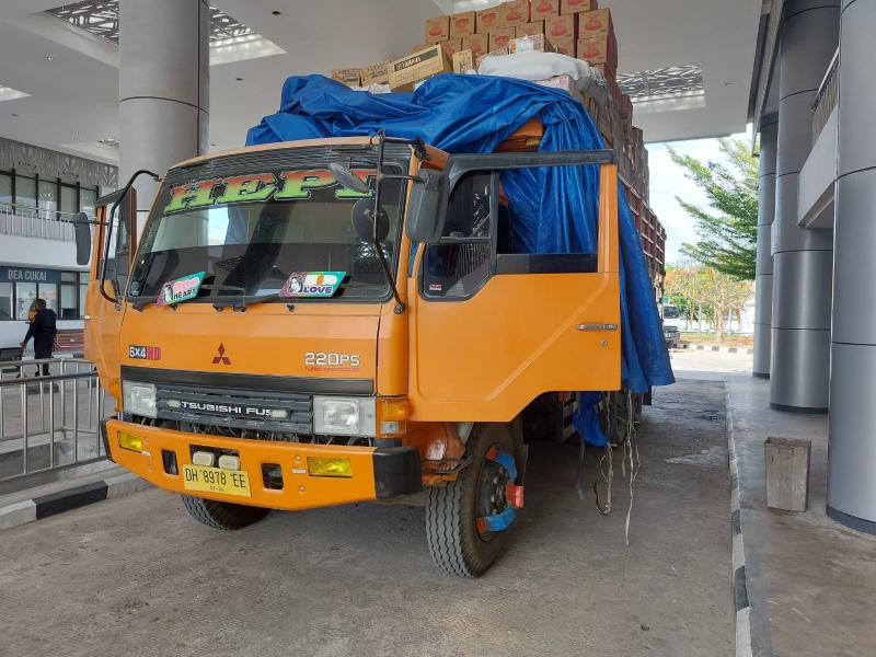 Bea Cukai Gagalkan Pengiriman Minyak Goreng Senilai Rp 171 Juta ke Timor Leste
