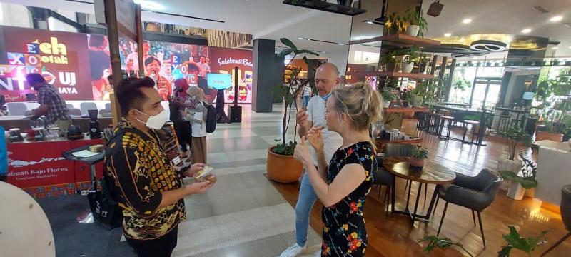 Difasilitasi BPOLBF, Produk UMKM Binaan Bank NTT Berjaya di Plaza Sarinah