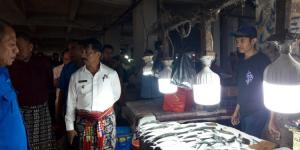  Pj Wali Kota Kupang Cek Ketersediaan Stok Pangan di Pasar Tradisional