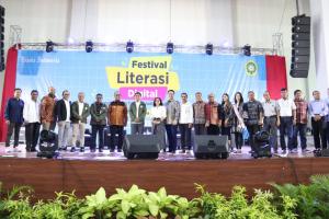Buka Festival Literasi Digital, Wagub NTT Ajak Mahasiswa Undana Tingkatkan Kompetensi