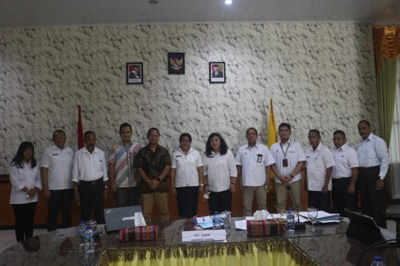 Tim Ditjen Perimbangan Keuangan Kementerian Keuangan (Kemenkeu) RI Melakukan kunjungan kerja di Kabupaten Kupang.Rabu (23/11/2022). Kunjungan kerja dalam rangka melakukan monitoring dan evaluasi penyerapan APBD TA 2022.