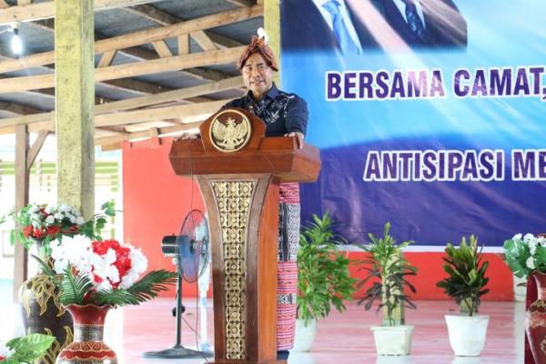 Rapat Bersama Kepala Desa se-Kabupaten Malaka, Gubernur NTT Pesan Jaga Kolaborasi Tangani Stunting 