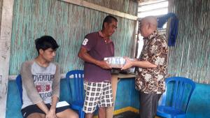 Peduli Sesama, Kader Gerindra Bantu Penderita Jantung Bocor di Kelurahan Oesapa 