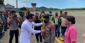 Kunjungi Polres Perbatasan, Kapolda NTT Apresiasi Polres Belu Selesaikan Konflik Sosial dengan Baik