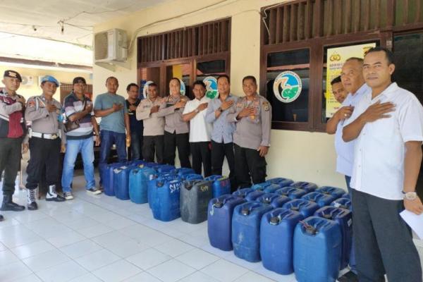 Ratusan Liter Miras antar Kabupaten Diamankan Polres Sikka