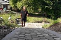 Pemkot Kupang Pasang Paving Blok Jalan Lingkungan, Warga Maulafa Ucapkan Terima Kasih