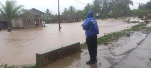 Sungai di Desa Pariti Meluap, Warga di Bantaran Sungai Direlokasi Sementara