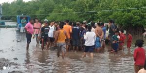 Perahu Fiber Dihantam Gelombang, Ibu Rumah Tangga di Rote Ndao Tewas Tenggelam