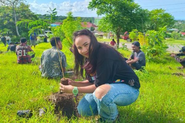Teman Jeriko Bersama Komunitas Orang Muda Rayakan HUT Jeriko dengan Tanam Pohon Sepe