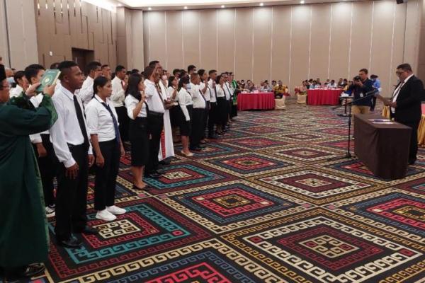 Lantik 153 PPS se Kota Kupang, Ketua KPU Kota Kupang Minta PPS Kerja dengan Jujur