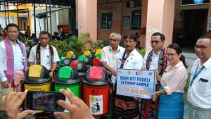 Peduli Kebersihan Kota Kupang, Bank NTT Serahkan CSR Senilai Rp 65 Juta Berupa Tempat Sampah