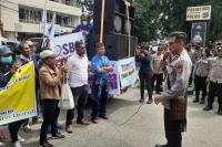 Hari Buruh, KSBSI Gelar Demo Tuntut Polda NTT Usut Kasus Ketenagakerjaan 