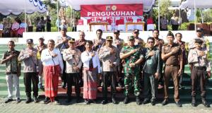 Kapolda NTT Kukuhkan 432 Anggota Sebagai Polisi RW di Wilayah Kota Kupang
