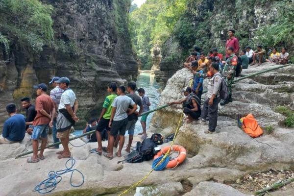 Pencarian Hari Ketiga, Siswa SMA di Sumba Timur yang Hilang di Lokasi Wisata Ditemukan tak Bernyawa