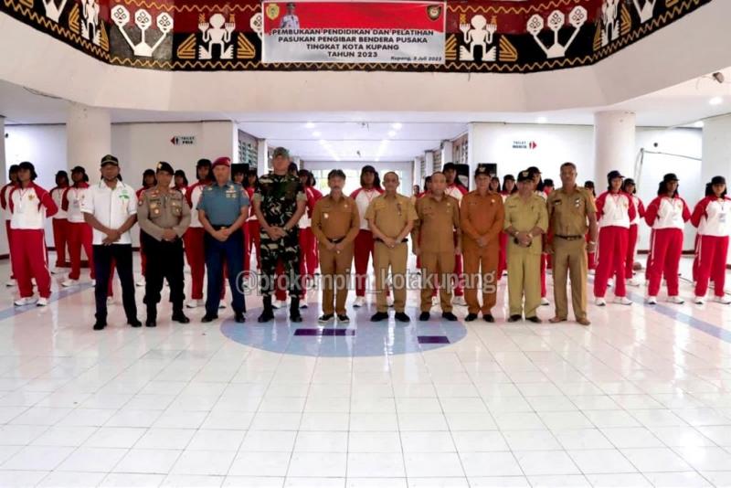   200 Siswa SMA-SMK Ikut Diklat Paskibraka Tingkat Kota Kupang