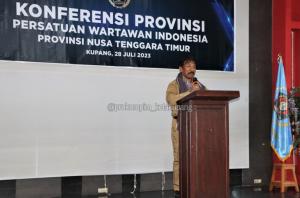 Buka Konferensi Provinsi PWI NTT, Pj Wali Kota Kupang Mengaku Dibesarkan oleh Media 