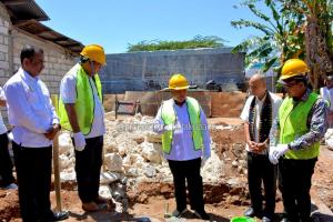 Pemerintah Kurangi Rumah Kumuh Melalui Pembangunan Rumah Layak Huni MBR di Kota Kupang
