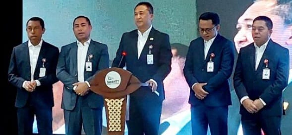 Direktur Utama Bank NTT, Harry Alexander Riwu Kaho didampingi Direktur TI dan Operasional, Hilarius Minggu, Direktur Dana & Treasury, Yohanis Landu Praing, Direktur Kredit, Paulus Stefen Messakh dan Direktur Kepatuhan, Christofel Semuel Melianus Adoe saat Launching Bank NTT menjadi Bank Devisa oleh Wagub NTT, Josef Nae Soi di lantai 5 Kantor Pusat Bank NTT, Senin (4/9/2023).