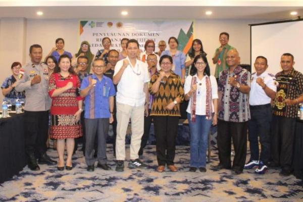 Pemerintah Kabupaten (Pemkab) Kupang mendapat bantuan dari Kementerian Kesehatan (Kemenkes) RI dalam menyusun Dokumen Rencana Kontijensi Kedaruratan Kesehatan Masyarakat (KKM).