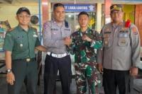 Sempat Cekcok di Jalan Raya di Kota Maumere, Anggota Lantas dan Oknum Anggota TNI Berdamai