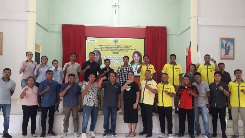 Pemuda Katolik Komisariat cabang (Komcab) Kota Kupang bangun kolaborasi bersama Aliansi Jurnalis Independen (AJI) Kupang dalam Kursus Kepemimpinan Dasar (KKD) bagi puluhan pemuda katolik dalam masa penerimaan anggota (Mapeta), menuju Pemilu 2024.