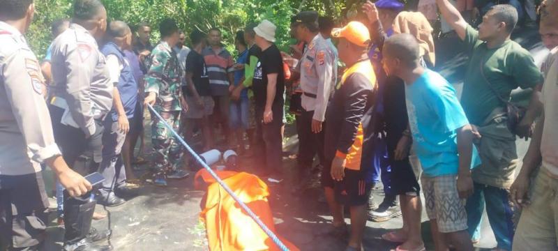 Pen Petrus Mail (41), warga Desa Otvai, Kecamatan Alor Barat Laut, Kabupaten Alor, tenggelam pada Kamis (28/12/2023) petang sekitar pukul 16.00 wita.