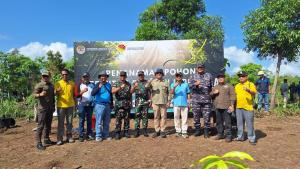 1000 Anakan Pohon Ditanam di Kawasan hutan dengan Tujuan Khusus di Oilsonbai -Fatukoa