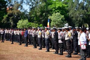 Cek Personil OMB,  Karo Ops Ajak Anggota Polda NTT Jaga Keamanan Pemilu