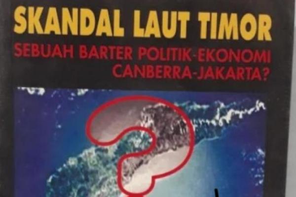 Inilah buku yang ditulis Ferdi Tanoni mengungkap fakta soal batas wilayah perairan Laut Indonesia dan Australia berjudul Skandal Laut Timuor: Sebuah Barter Politik Canberra-Jakarta)? yang ditulis tahun 2008 silam. 