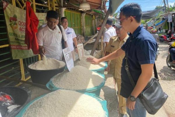 Satuan Tugas Pangan (Satgas Pangan) Polda Nusa Tenggara Timur (NTT) bersama Perum Bulog Kantor Wilayah NTT, Disperindag Provinsi NTT, dan Dinas Pertanian Provinsi NTT, melaksanakan pemeriksaan pasokan bahan pokok di sejumlah pasar di Kota Kupang pada Selasa (27/2/2024).