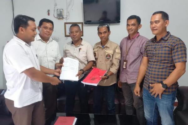 Antonius Doweng Teluma, kepala desa di Kabupaten Flores Timur, NTT ditetapkan menjadi tersangka tindak pidana Pemilu.