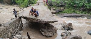 Jembatan di Amfoang Putus Diterjang Banjir, Lumpuhkan Akses Tranportasi