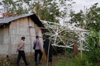 Tower Radio Polres Sikka di Desa Riit-Nita Roboh Diterjang Angin Kencang