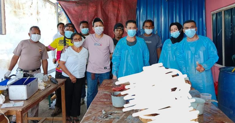 Tim Bidang Dokkes Rumah Sakit Bhayangkara Dokpol Polda NTT dipimpin dr. Edi Syahputra Hasibuan melakukan otopsi jenazah Herman Bire. 