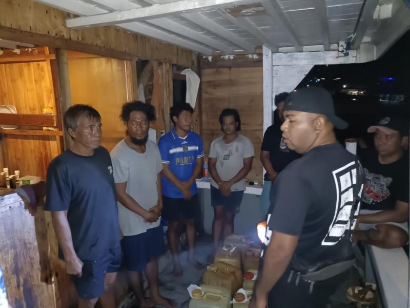 Tim Patroli Direktorat Polairud Polda NTT KP XXII-2007 mengamankan dua warga Kabupaten Manggarai Barat, yang menyalahgunakan bahan bakar minyak (BBM) subsidi. Mereka ditangkap di Perairan Labuan Bajo, Kabupaten Manggarai Barat pada Kamis (16/5/2024).