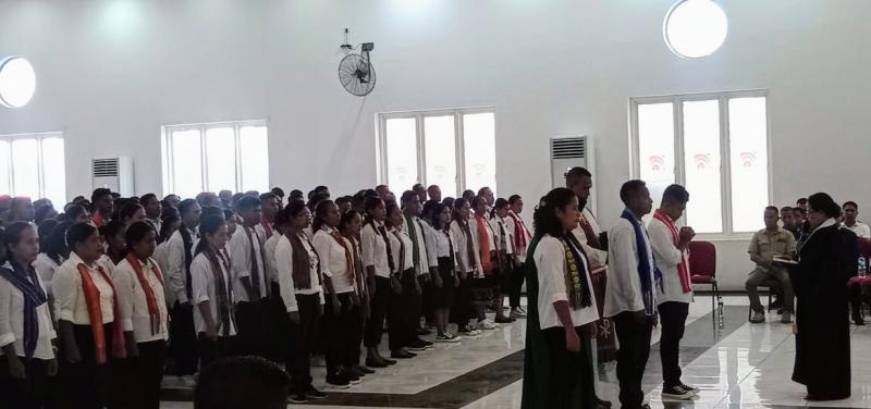 KPU Belu Lantik 243 Anggota PPS Pilkada 2024