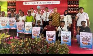 OJK Provinsi NTT dan ILO saat meluncurkan dan menjadikan Desa Kaliuda, Kecamatan Pahunga Lodu, Kabupaten Sumba Timur, sebagai desa percontohan pelaksanaan Program Ekosistem Keuangan Inklusi (EKI) di NTT.