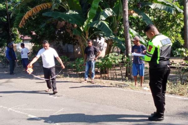 Lakalantas di Jalan Trans Lintas Utara Maumere, Pengendara Mio Tewas Diseruduk Vixion